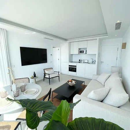 Laviu 1b By Croma Apartment